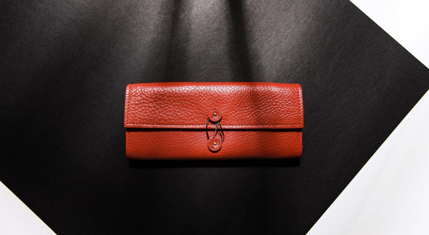 Brillenetui aus Leder mit Kordel von Diffuser Tokyo - kaminrot / graubraun-Brillenetui-Diffuser Tokyo-kaminrot - graubraun-Schönhelden